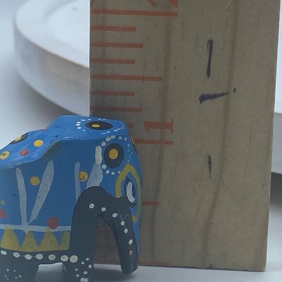 Vtg Hand Painted Wood Elephant Carved Wooden Figurine Blue 1.25" - Picture 6 of 6